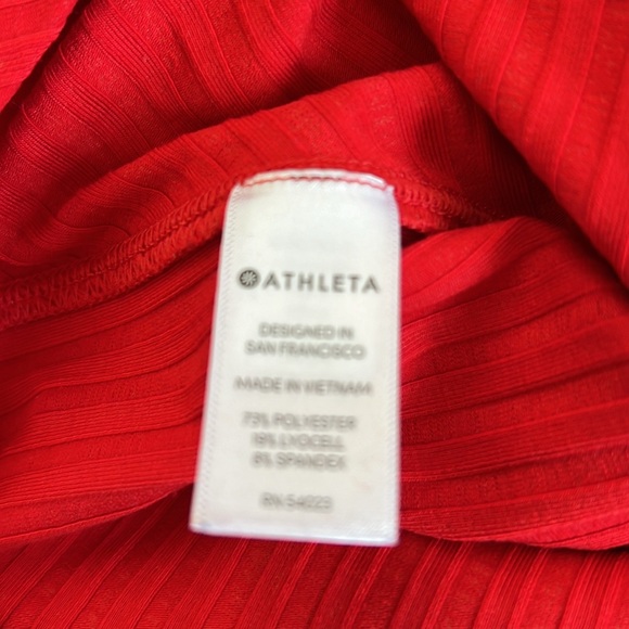 EUC Athleta ribbed turtleneck size small - Picture 8 of 9